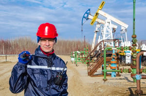 Oil inspectors in the field are turning to mobile maintenance apps.